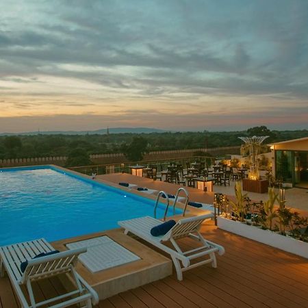 Sunset Palace View Suites Mandalay Ngoại thất bức ảnh