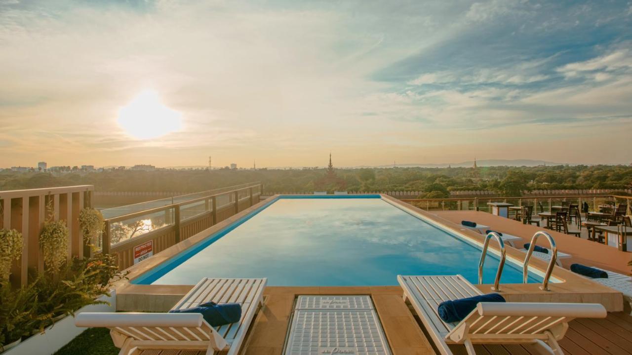 Sunset Palace View Suites Mandalay Ngoại thất bức ảnh